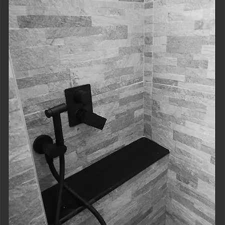 Grazioso Monolocale Acquario A 100m Free Wi-fi Genua